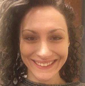 Meet your Posher, Andrea